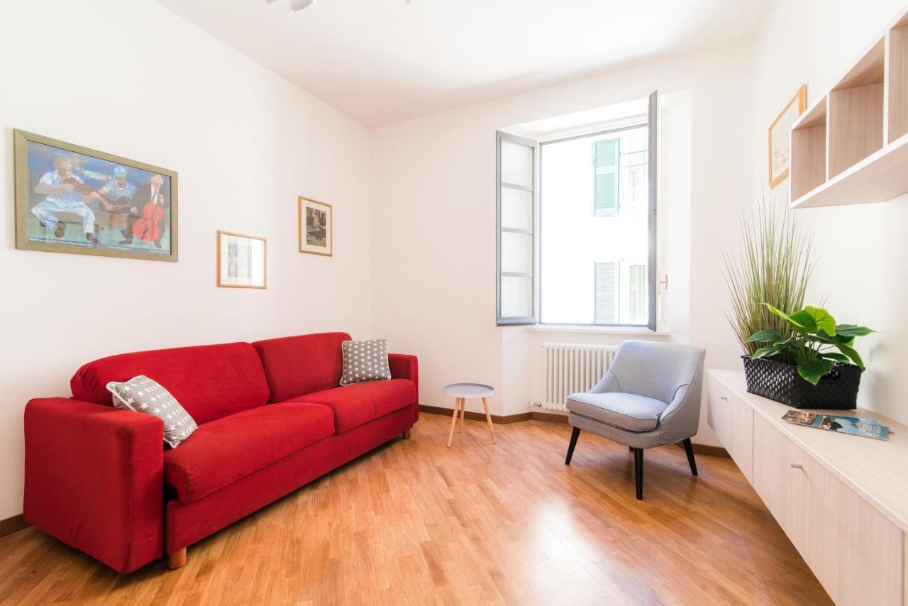 Center Home - The House Of Travelers Como Buitenkant foto