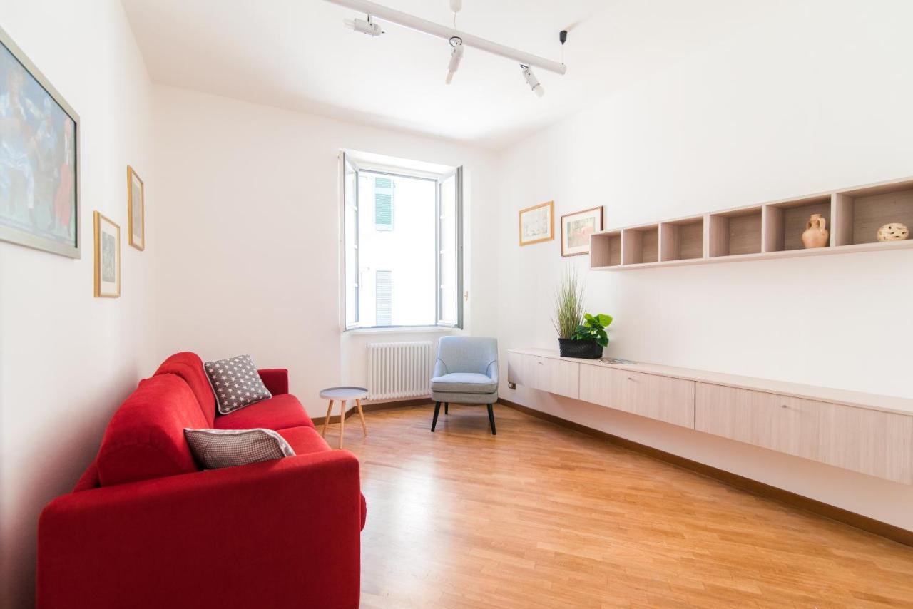 Center Home - The House Of Travelers Como Buitenkant foto